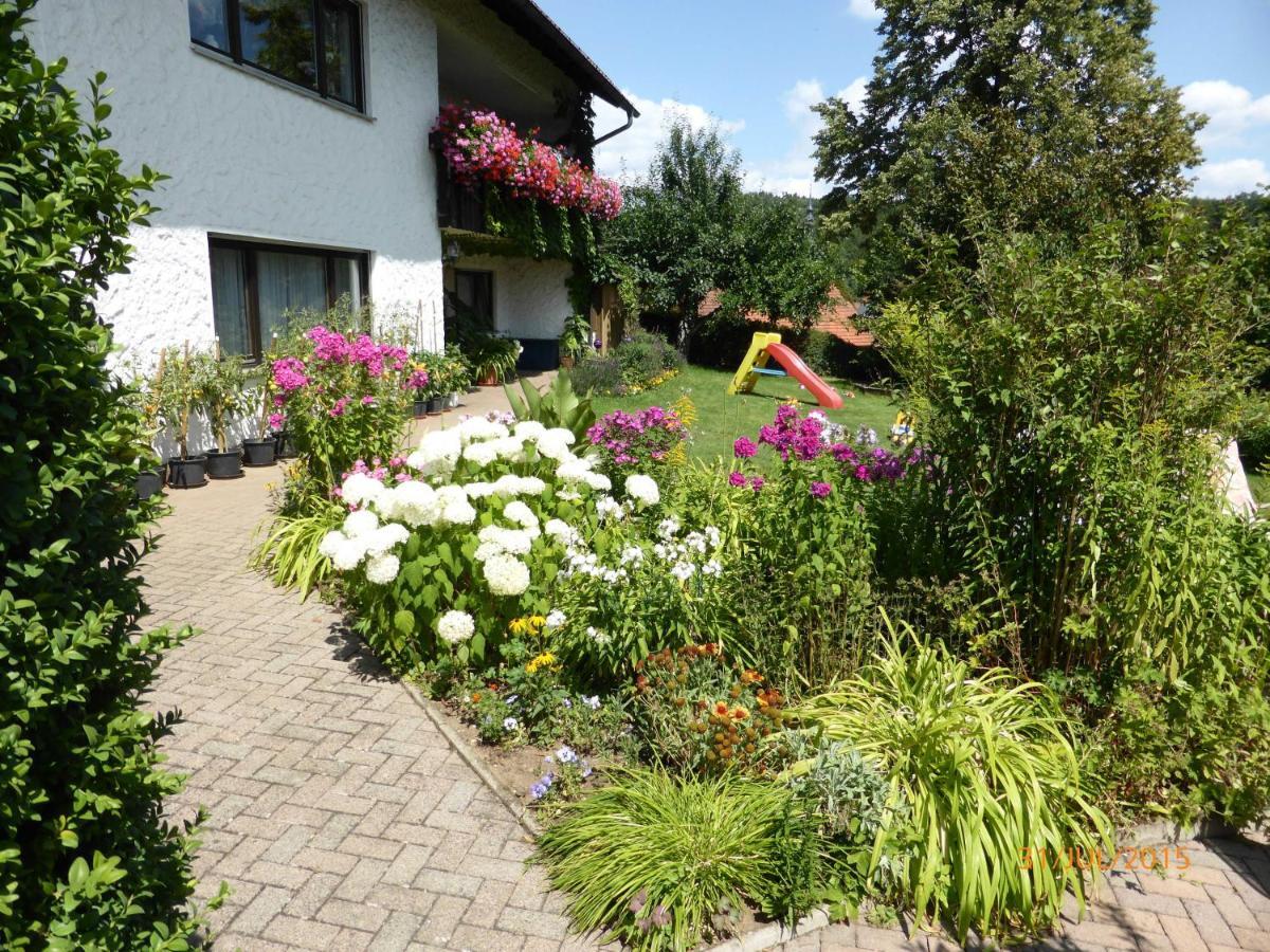 Ferienwohnung Kunze Mistelgau エクステリア 写真